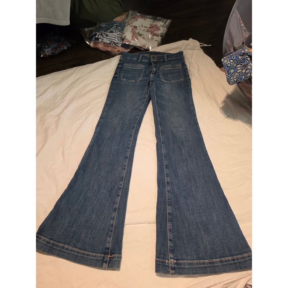 Retro American Eagle Next Level Stretch Flare Jeans Medium Wash Front Patch